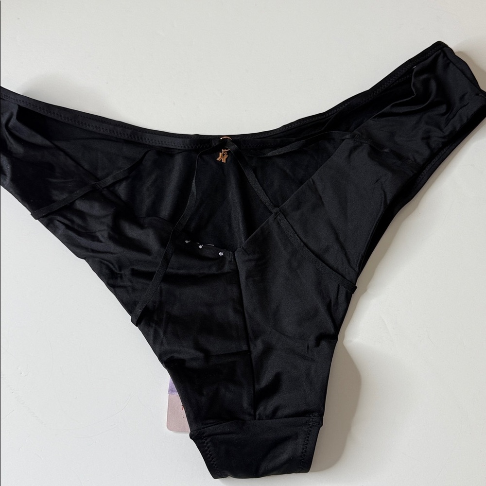 Savage X Fenty Assortment of Sexy Panties 4 Pairs Size 2X - Picture 11 of 16
